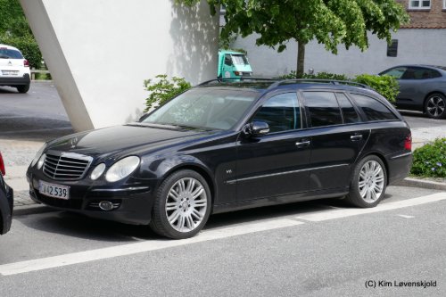 2007' Mercedes E320 - cw42539, w211, denmark, car cars