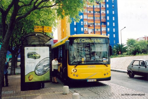 2000' Volvo B7L Camo Camus