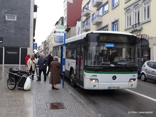 2001' Mercedes O345