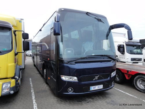 2013' Volvo 9900/B13R