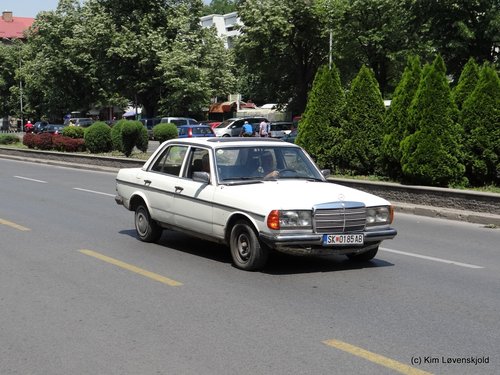 Mercedes W123