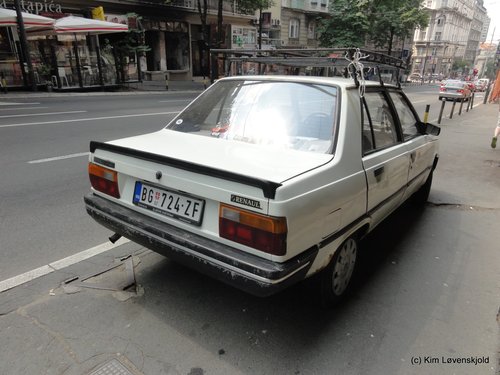 Renault 9