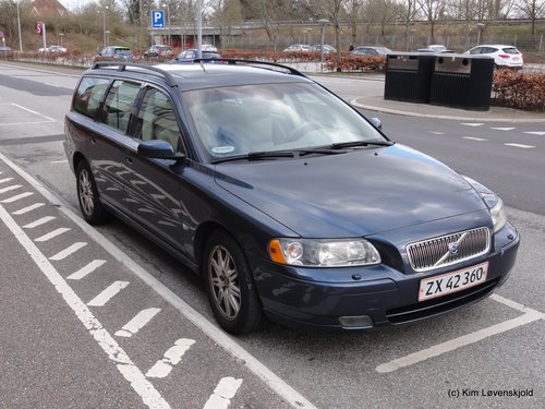 2005' Volvo V70