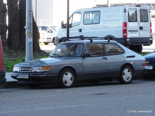 Saab 900