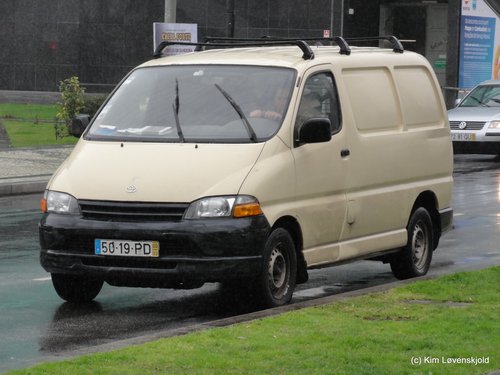 2000' Toyota HiAce