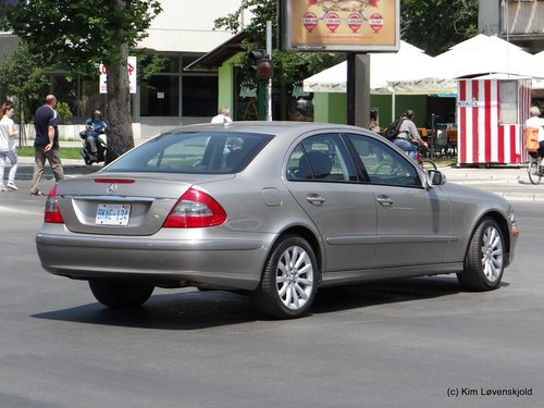 Mercedes W211
