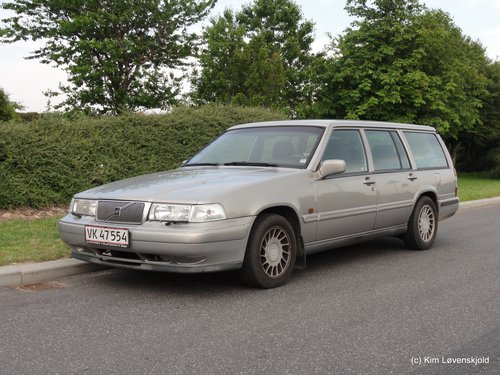 1994' (MY95) Volvo 960