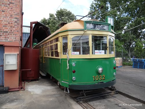 19616778524