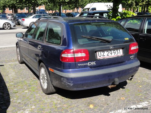 2002' Volvo V40 (MY03)