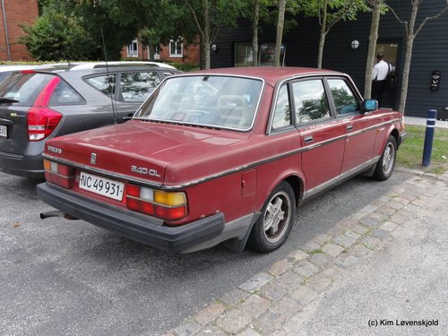 1988' Volvo 240 DL