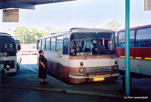 1993' LAZ 697N