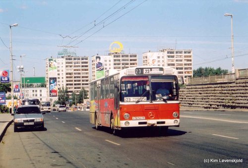 Mercedes O305