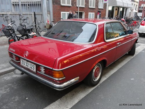 1982' Mercedes 230CE
