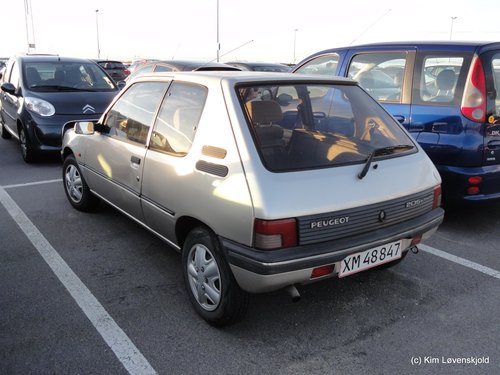 1993' Peugeot 205 aut.