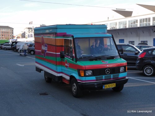 1992' Mercedes 308D