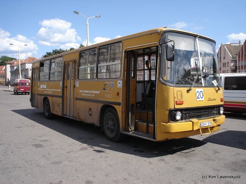 1984' Ikarus 260