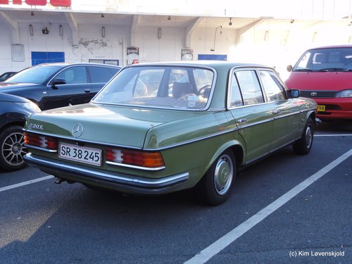 1981' Mercedes 230E