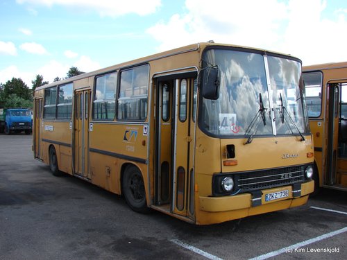 1988' Ikarus 260