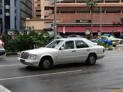 Mercedes W124