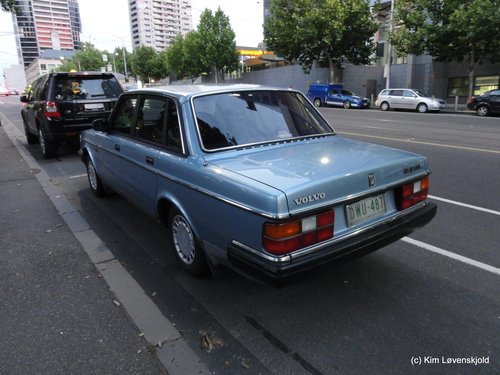 1989' Volvo 240GL