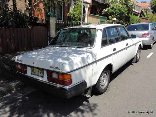 Volvo 240GL