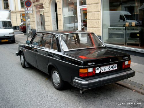 1978' Volvo 244 DL