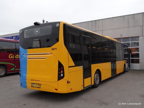 2015' Volvo 8900LE - B8RLE