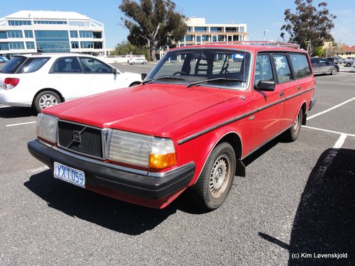 1984' Volvo 240GL