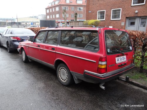 1992' Volvo 240GL