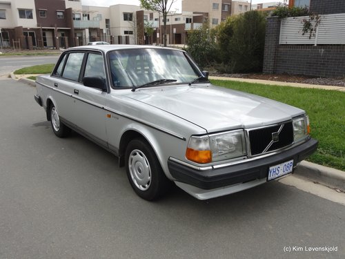 1989' Volvo 240GL