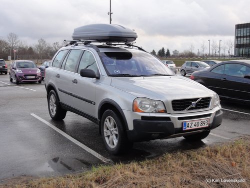 2003' Volvo XC90 2,4D (MY04)
