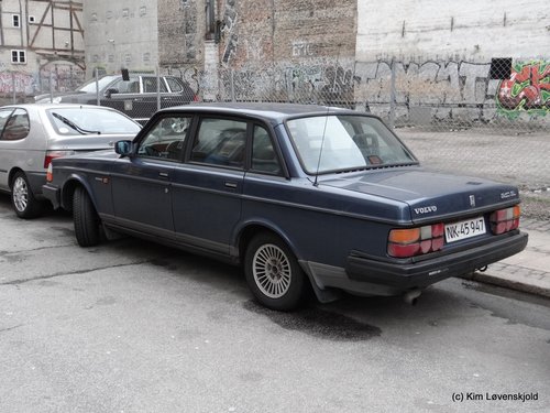 1988' Volvo 240 GL