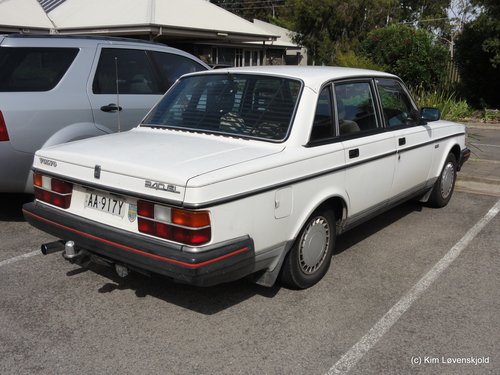 Volvo 240 GL 2,3