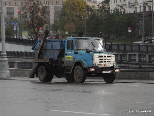 ZiL 497442