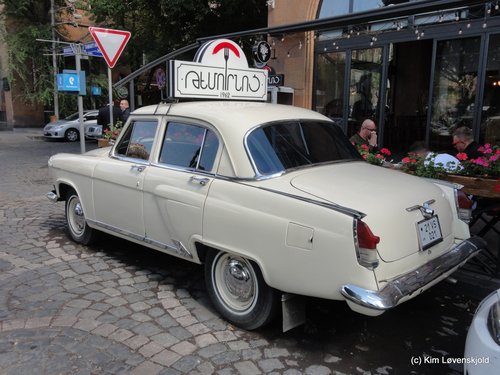 GAZ Volga 21
