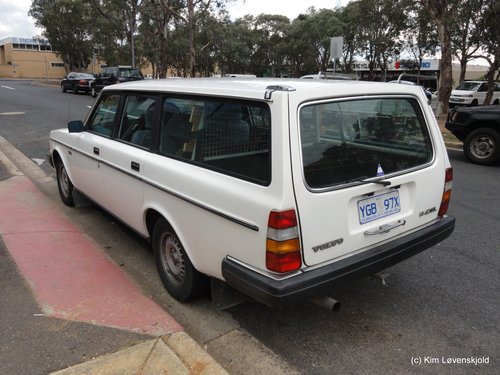 1985' Volvo 240 GL