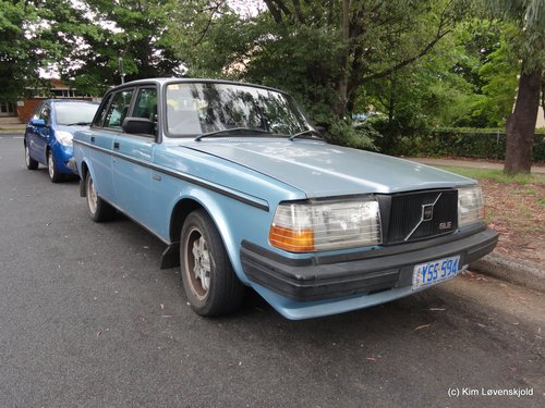 1984' Volvo 240 GLE