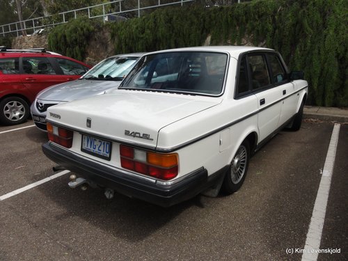 1987' Volvo 240 GL