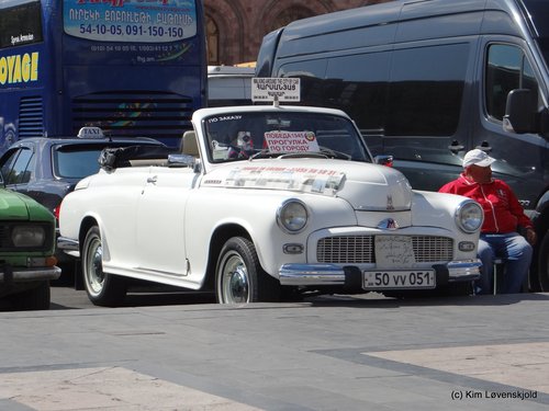 GAZ M20