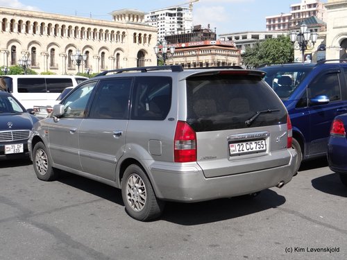 Mitsubishi Chariot
