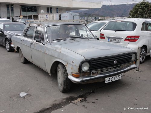 GAZ Volga 24