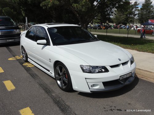 Holden Commodore R8
