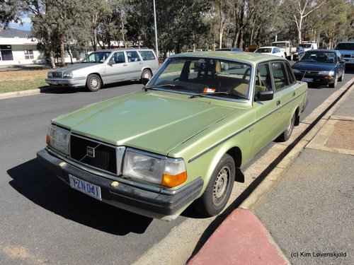 1984' Volvo 240 GL