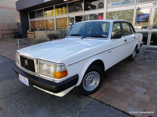 1983' Volvo 240