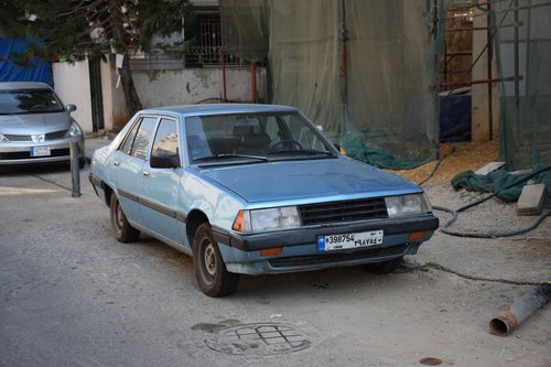 Mitsubishi Galant