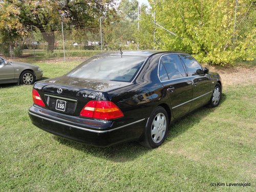 Lexus LS430