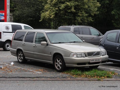 2000' Volvo V70 2,4