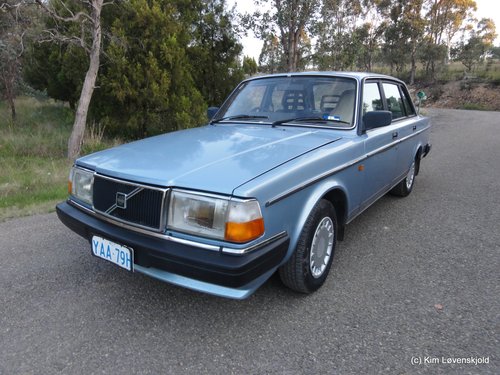 1990' Volvo 240 GL