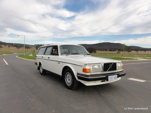1985' Volvo 240 GL