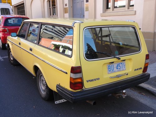 1984' Volvo 240 GL1984' Volvo 240 GL